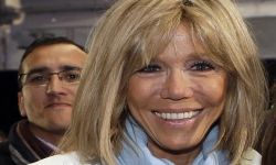 فرنسا..غرامة قدرها 13.5 ألف يورو ضد امرأتين زعمتا أن زوجة ماكرون مولودة ذكرا